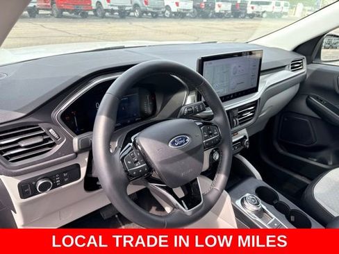 Used 2024 Ford Escape Active w/ Tech Pack #1 AWD/4WD image 4