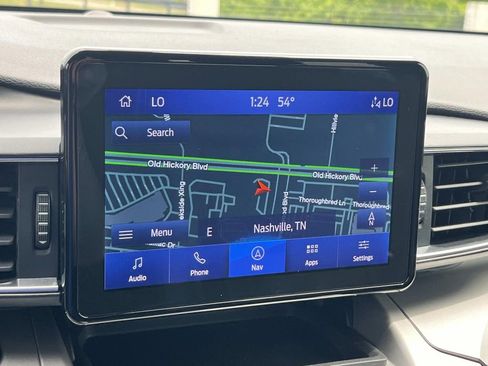 Used 2022 Ford Explorer XLT w/ Equipment Group 202A RWD image 35