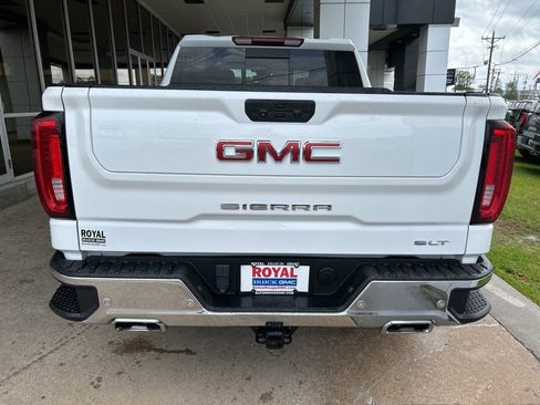 Used 2023 GMC Sierra 1500 SLT AWD/4WD image 6