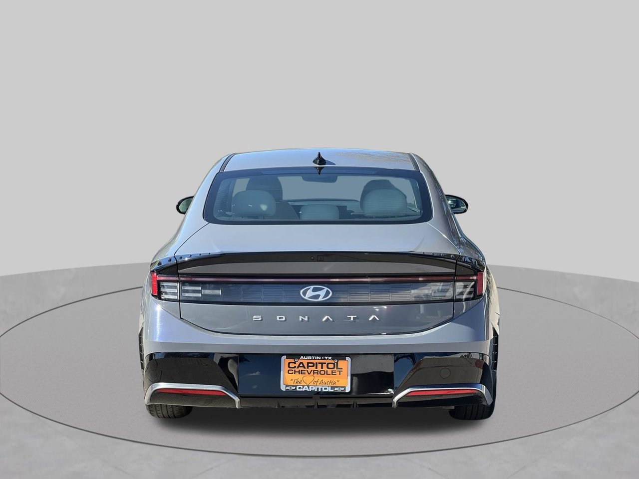 Used 2025 Hyundai Sonata SEL FWD image 4