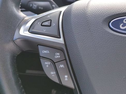 Used 2021 Ford Edge SEL w/ Convenience Package FWD image 16