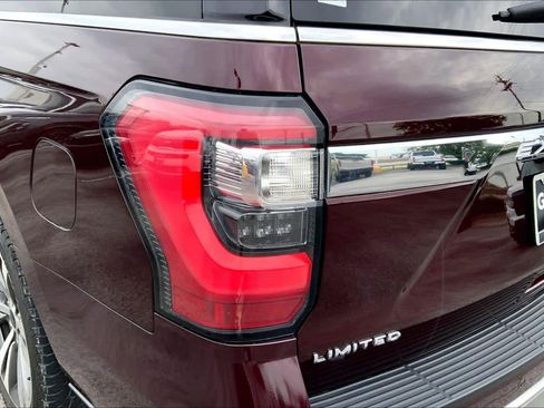 Used 2021 Ford Expedition Max Limited AWD/4WD image 26