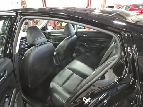 Used 2023 Nissan Altima 2.5 SL image 14