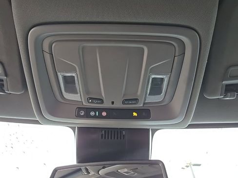 Used 2025 GMC Sierra 3500 SLT w/ X31 Off-Road Package image 19