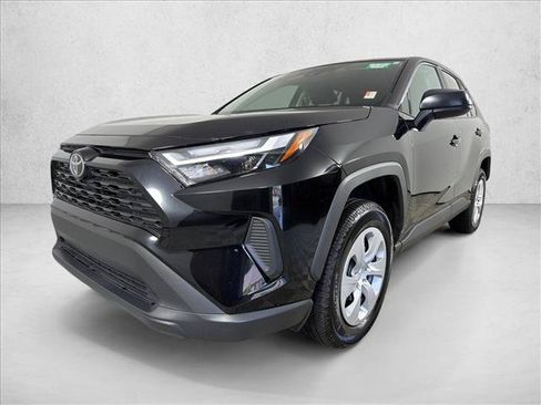 Used 2025 Toyota RAV4 LE FWD image 7