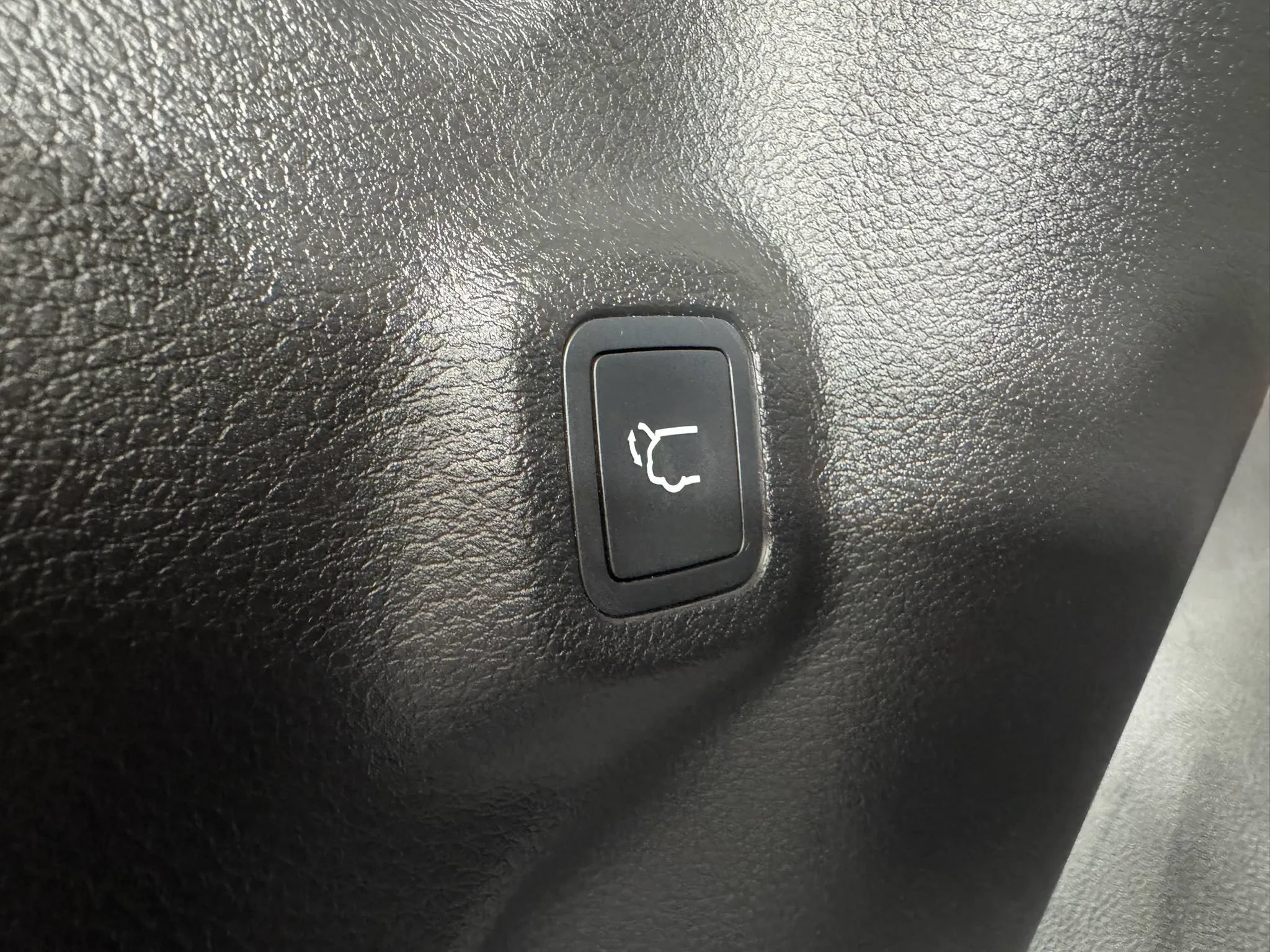 Used 2026 Jeep Compass Limited AWD/4WD image 28
