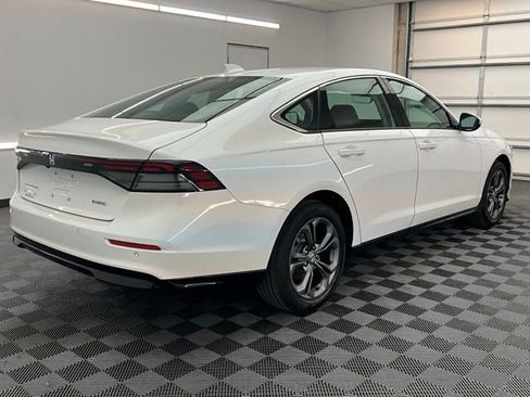 Used 2025 Honda Accord EX-L image 4