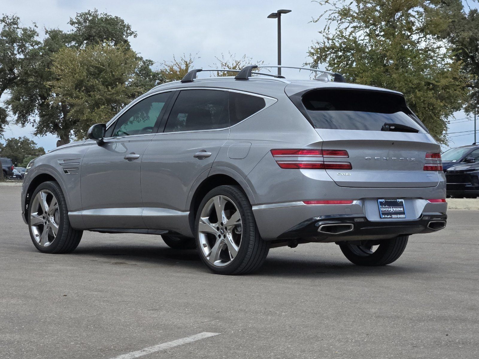 Used 2024 Genesis GV80 2.5T w/ Prestige Package AWD/4WD image 3