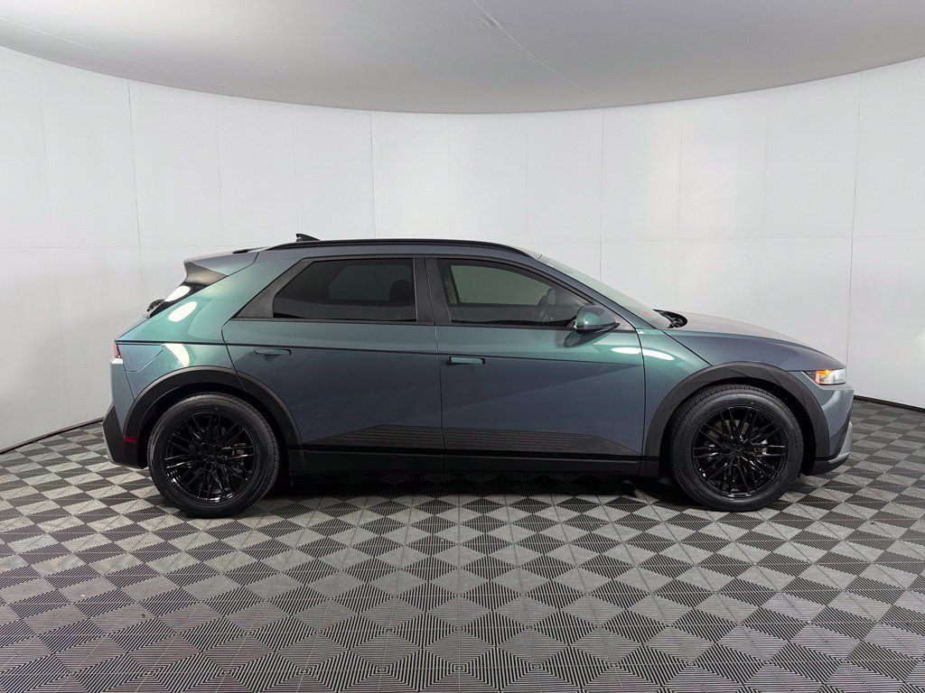 Used 2025 Hyundai Ioniq 5 SEL RWD image 5