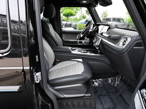 Used 2025 Mercedes-Benz G 580 w/ EQ Technology image 55