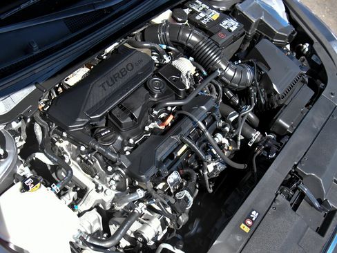 Used 2025 Kia K4 GT-Line Turbo FWD image 56
