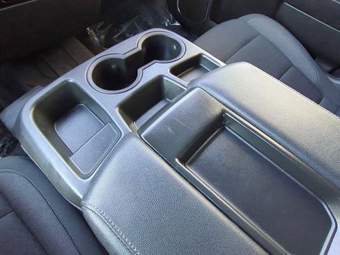 Used 2022 Chevrolet Silverado 1500 LT w/ Protection Package image 18