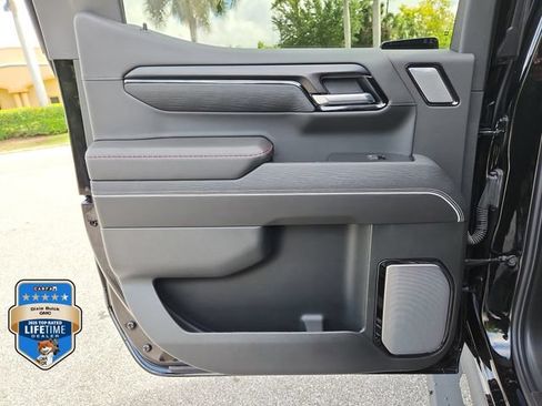 New 2026 GMC Sierra 1500 AT4X AWD/4WD image 9