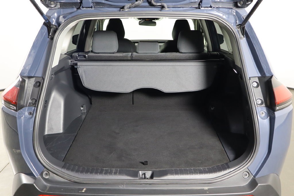 Used 2026 Toyota RAV4 LE FWD image 17