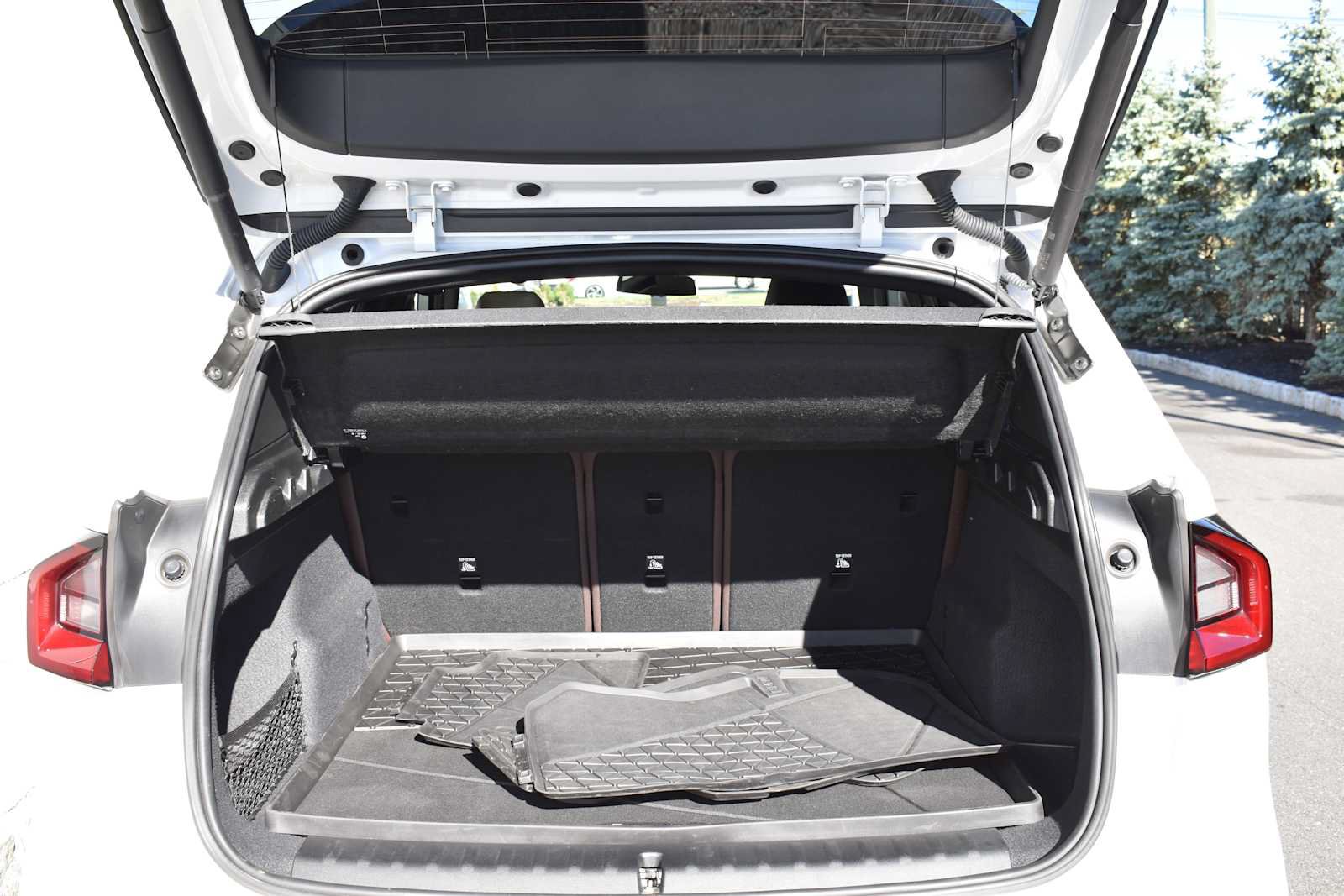 Used 2024 BMW X1 xDrive28i AWD/4WD image 8