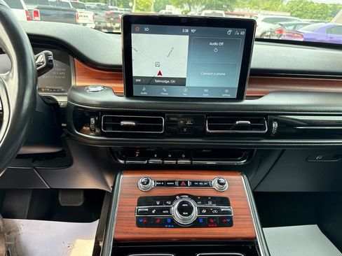 Used 2022 Lincoln Aviator Reserve w/ Equipment Group 201A AWD/4WD image 7
