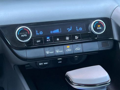 Used 2025 Hyundai Elantra Sport w/ Cargo Package FWD image 21