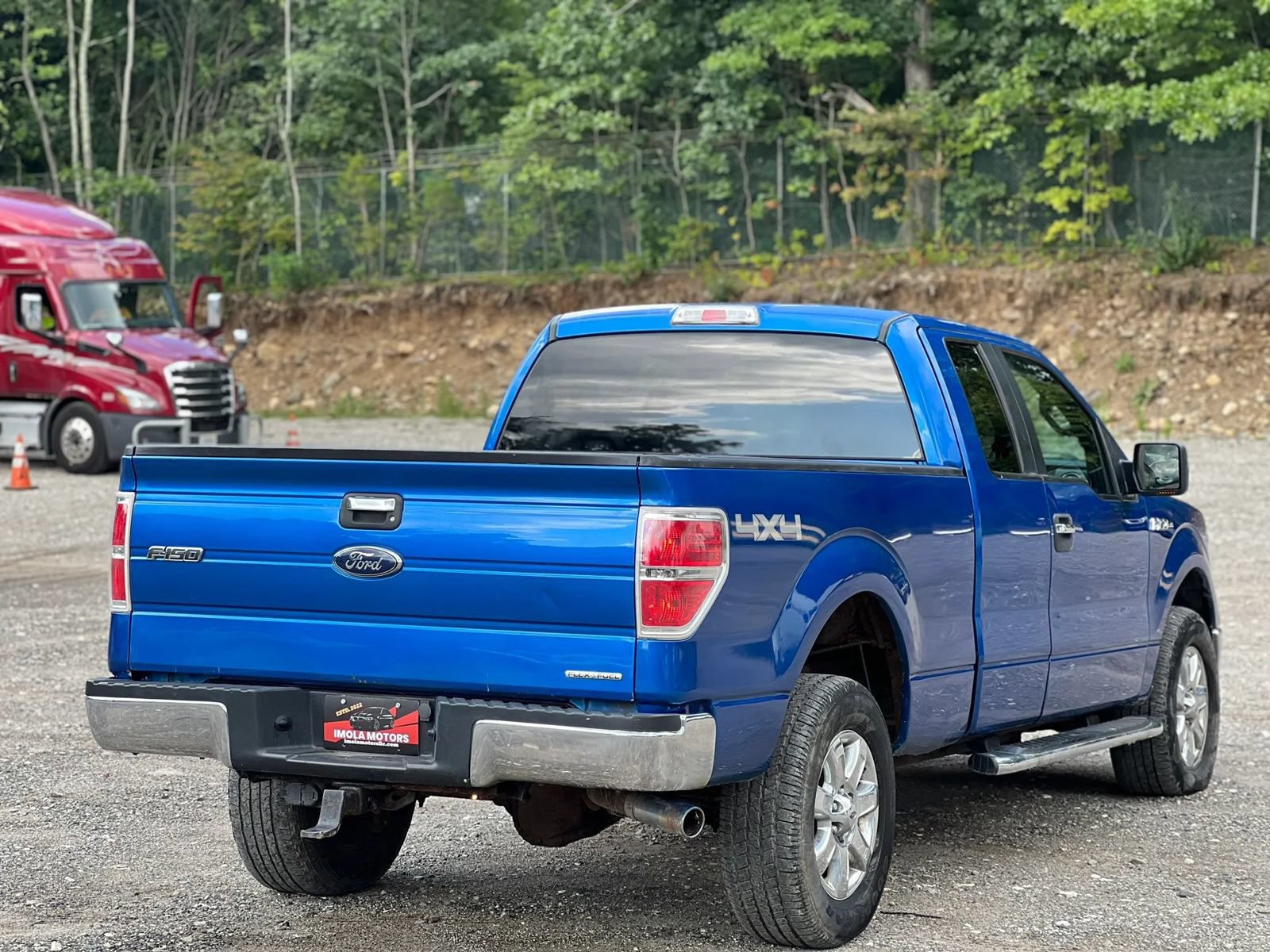 Used 2013 Ford F150 XLT w/ XLT Chrome Pkg AWD/4WD image 6