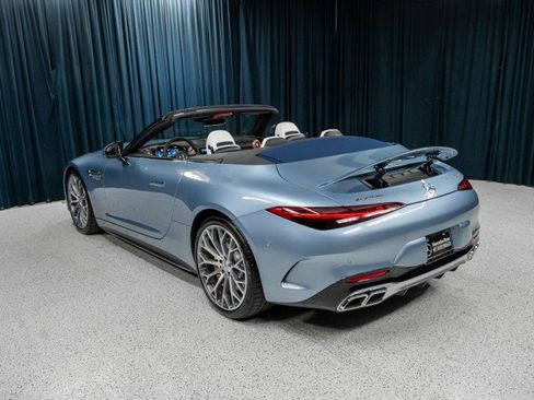 New 2026 Mercedes-Benz SL 63 AMG 4MATIC image 14