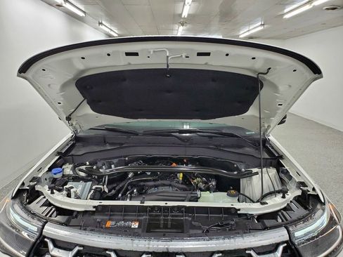 New 2026 Ford Explorer Platinum w/ LUX Leather Package image 9