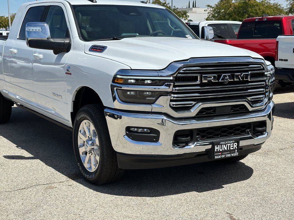 New 2026 RAM 2500 Laramie AWD/4WD image 11