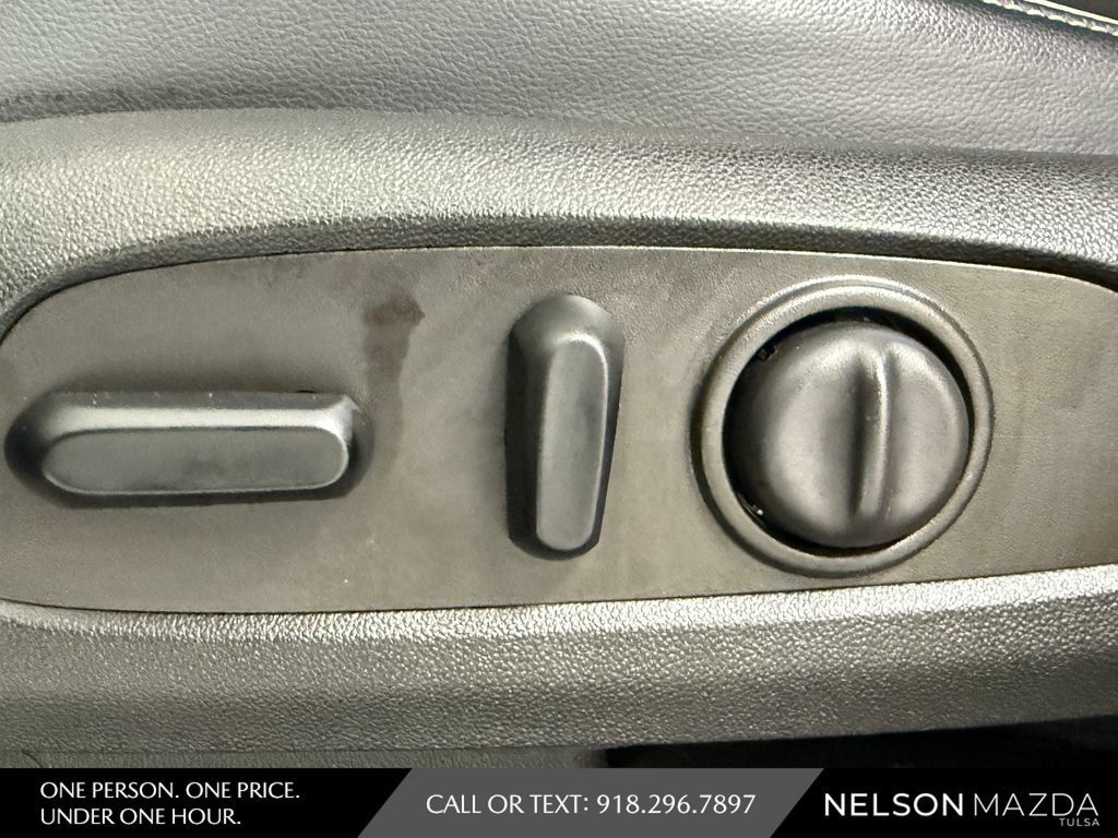 Used 2021 GMC Acadia Denali w/ Trailering Package FWD image 18