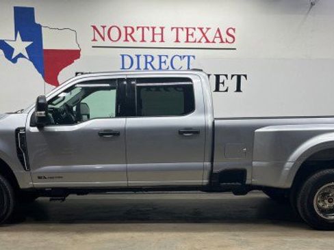 Used 2024 Ford F350 XLT AWD/4WD image 12