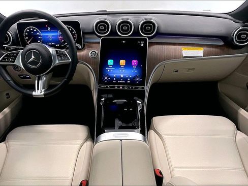 Used 2025 Mercedes-Benz C 300 Sedan image 15