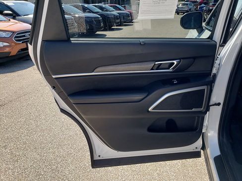 Used 2021 Kia Telluride EX w/ EX Premium Package FWD image 12