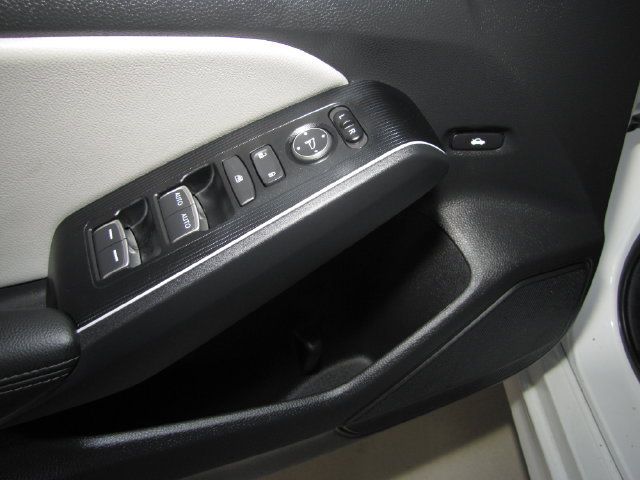 Used 2025 Honda Civic Sport Touring image 9