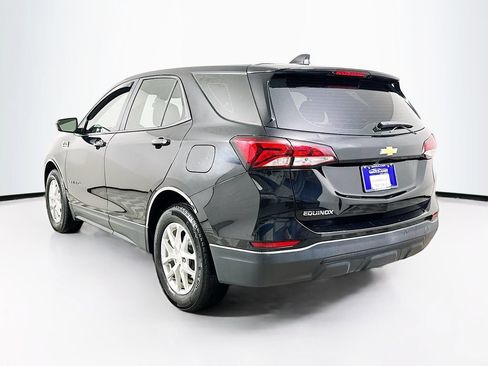 Used 2023 Chevrolet Equinox LS FWD image 6