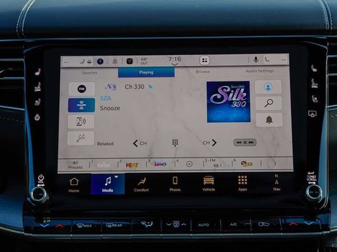 New 2026 Jeep Grand Wagoneer L Limited image 17