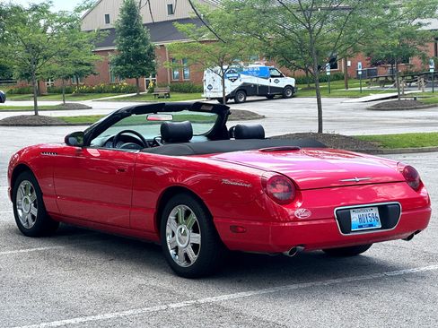 Used 2004 Ford Thunderbird image 18