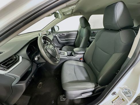Used 2024 Toyota RAV4 LE image 13