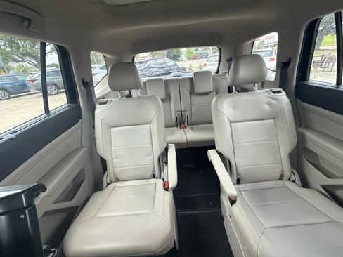 Used 2022 Volkswagen Atlas SE FWD image 10