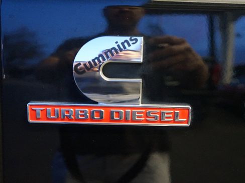 Used 2024 RAM 3500 Laramie image 9