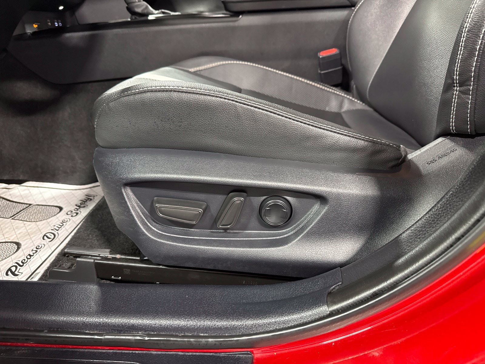Used 2025 Toyota Camry SE FWD image 21