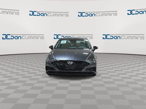 Used 2023 Hyundai Sonata SEL w/ Preferred Accessory Package FWD image 3