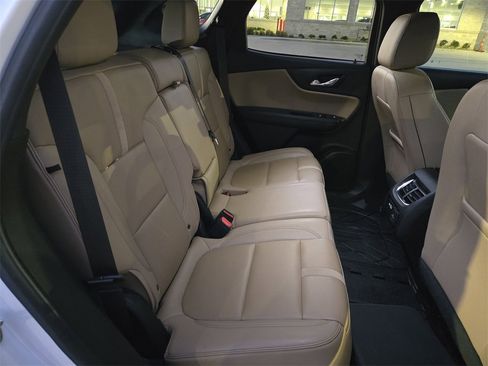 Used 2024 Chevrolet Blazer Premier w/ Driver Confidence II Package image 30