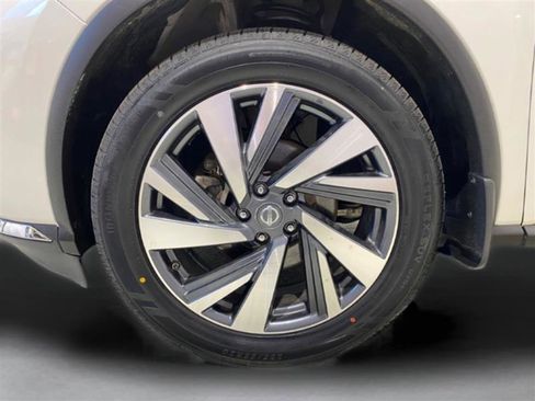 Used 2017 Nissan Murano Platinum w/ Platinum Technology Package image 8