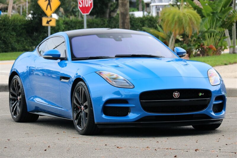 Used 2019 Jaguar F-TYPE R AWD/4WD image 10