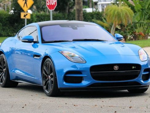 Used 2019 Jaguar F-TYPE R AWD/4WD image 10