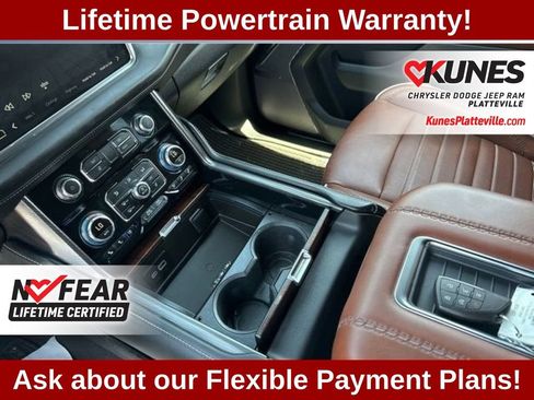 Used 2024 GMC Yukon XL Denali Ultimate AWD/4WD image 39