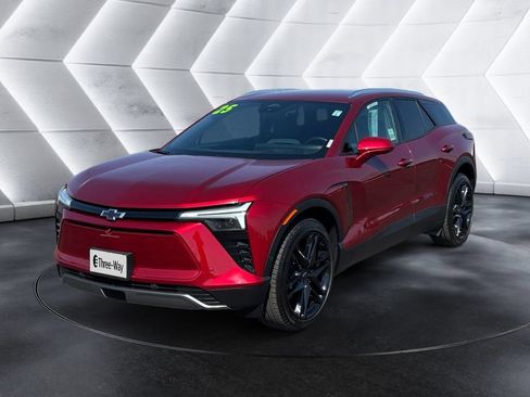 Certified 2025 Chevrolet Blazer EV LT w/ Super Cruise Package AWD/4WD image 1