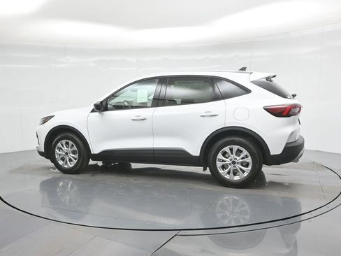 New 2025 Ford Escape Active image 6