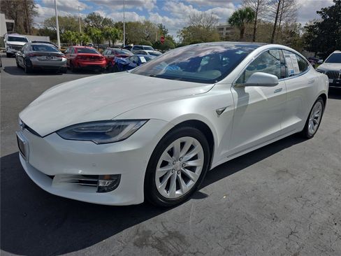 Used 2019 Tesla Model S 100D image 6