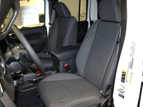 New 2026 Jeep Gladiator Sport image 23