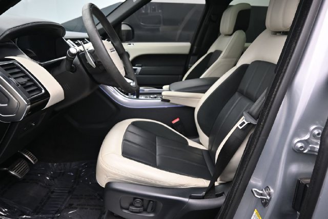 Used 2019 Land Rover Range Rover Sport HST AWD/4WD image 13