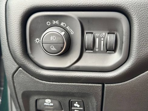 New 2026 RAM 1500 Big Horn AWD/4WD image 28