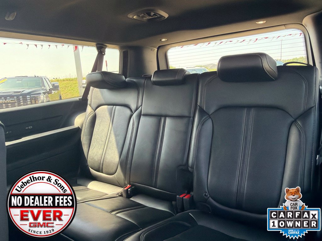 Used 2025 Jeep Wagoneer L Series II w/ 8-pass Seating Package AWD/4WD image 21
